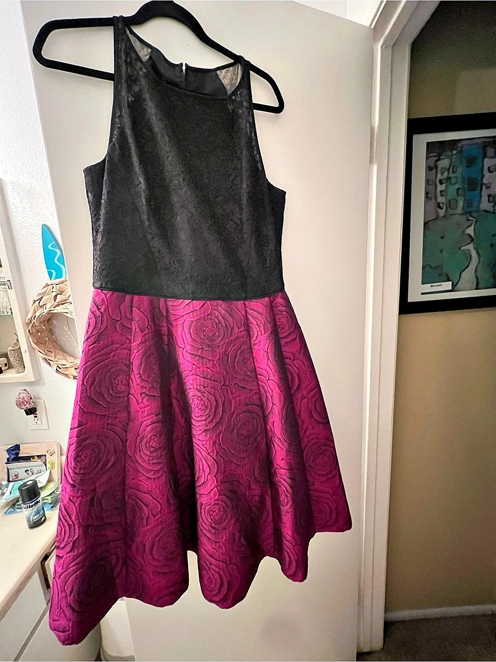 Maggy London Floral Mini Dress in Fuchsia & Black Size 12 Like New